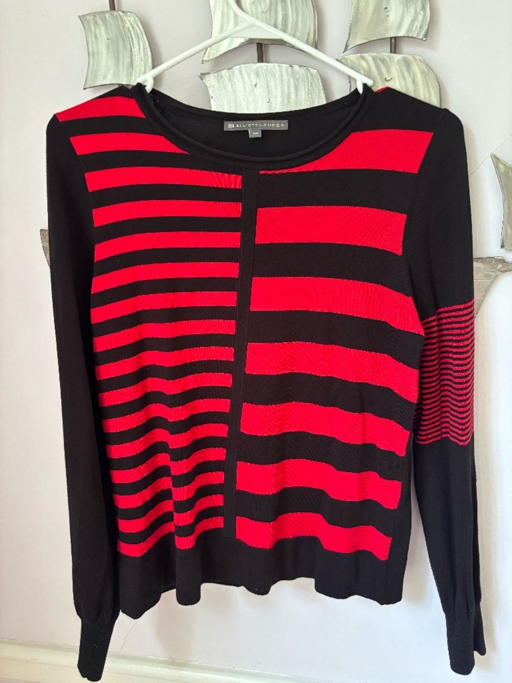 Elliott Lauren crewneck pullover black sweater red stripes XS